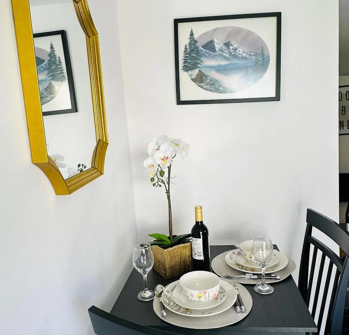 Cosy And Comfy Deluxe Entire Apartment Londres